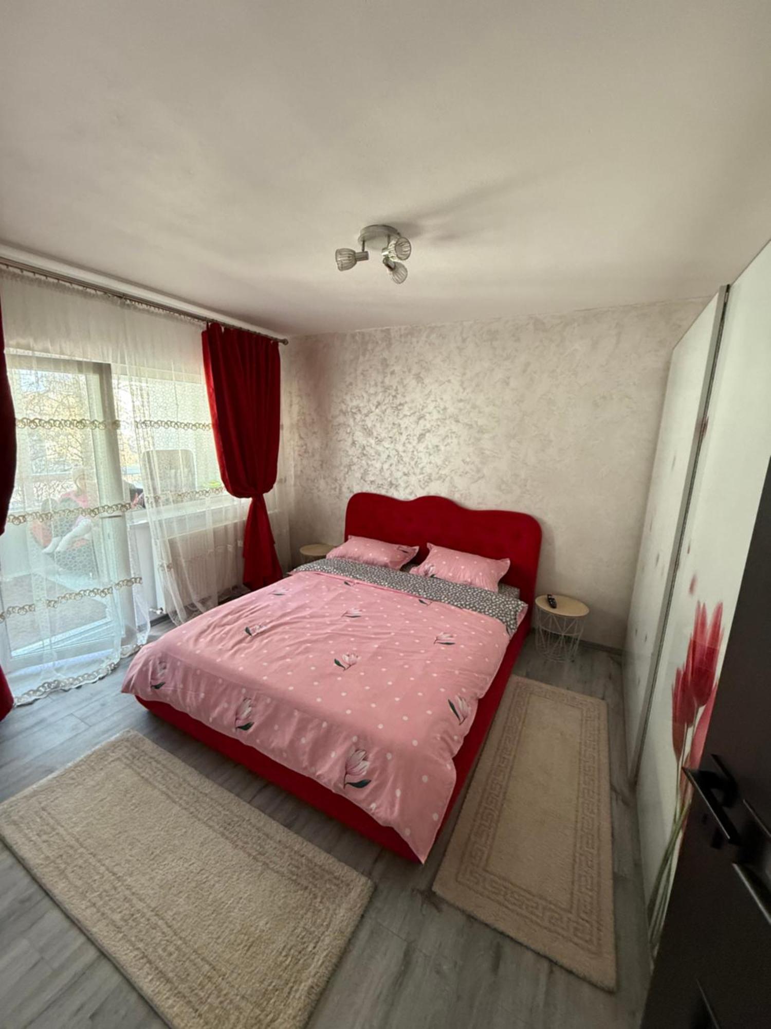 Apartament Cozy Dragasani Екстер'єр фото