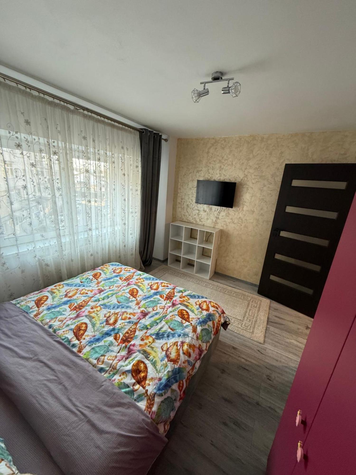 Apartament Cozy Dragasani Екстер'єр фото